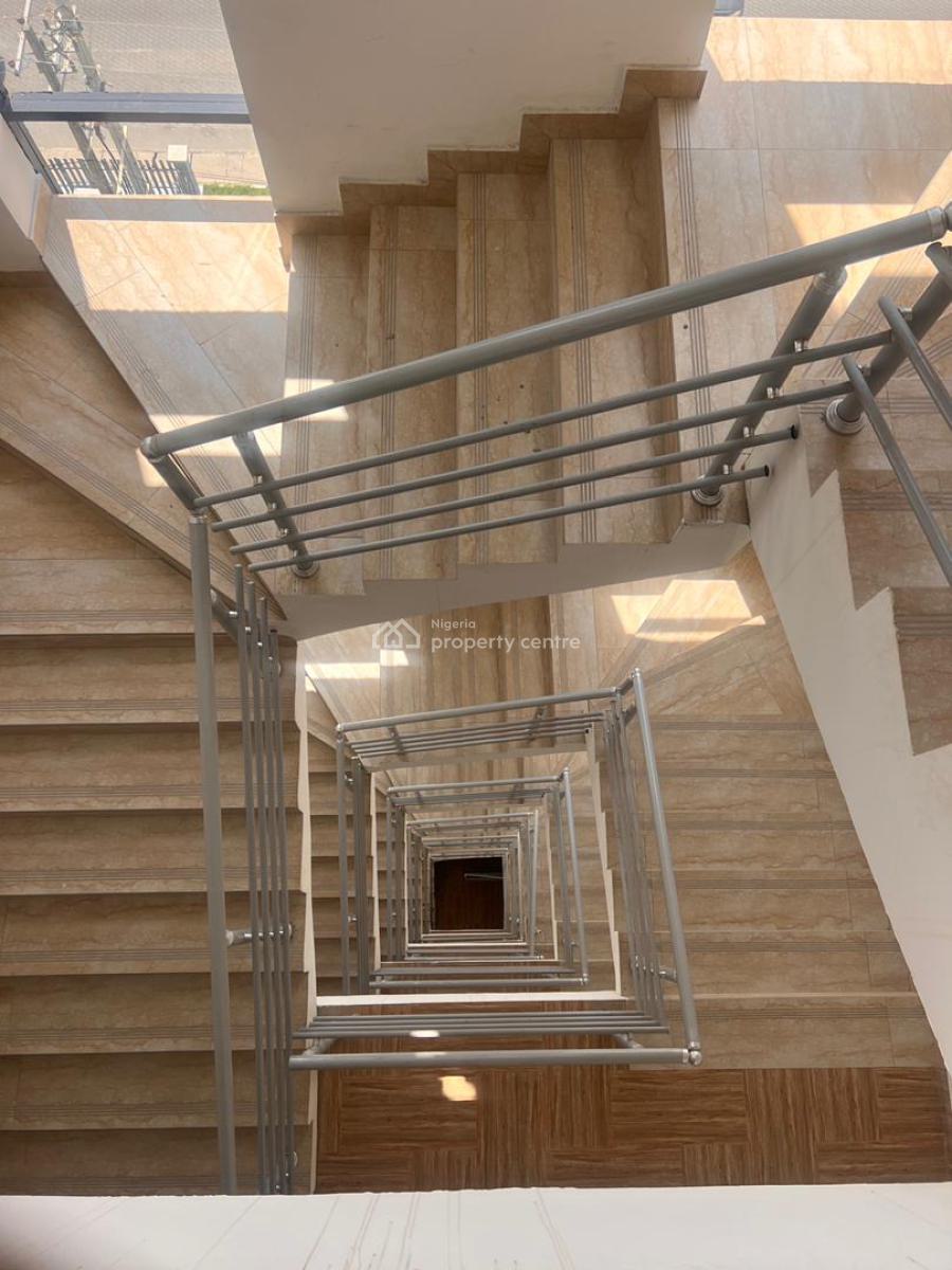 Luxury 3 Bedroom Apartment, Lekki Phase 1, Lekki, Lagos, Block of Flats for Sale