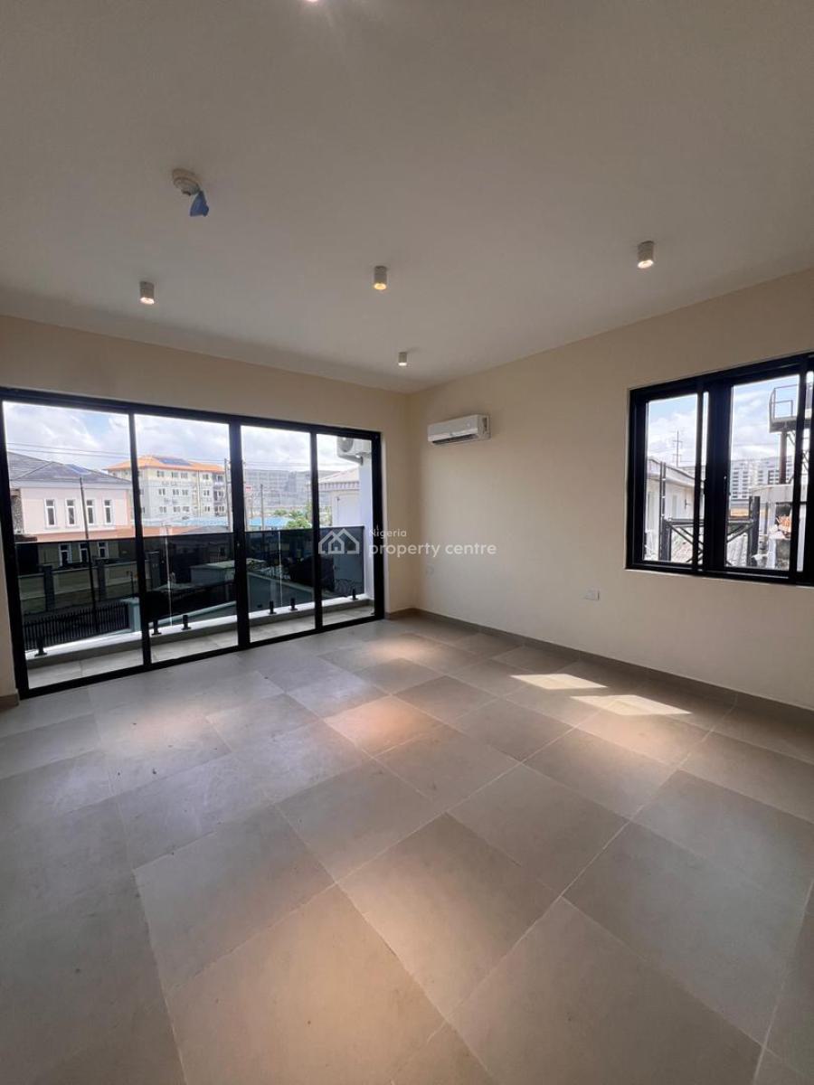 3 Bedroom Apartment, Lekki Phase 1, Lekki, Lagos, Block of Flats for Sale