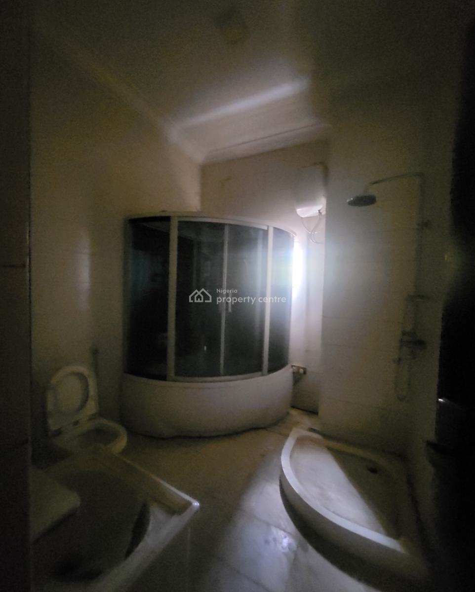Luxurious Massive 3 Bedroom Flat with Bq, Durumi, Abuja, Flat / Apartment for Rent
