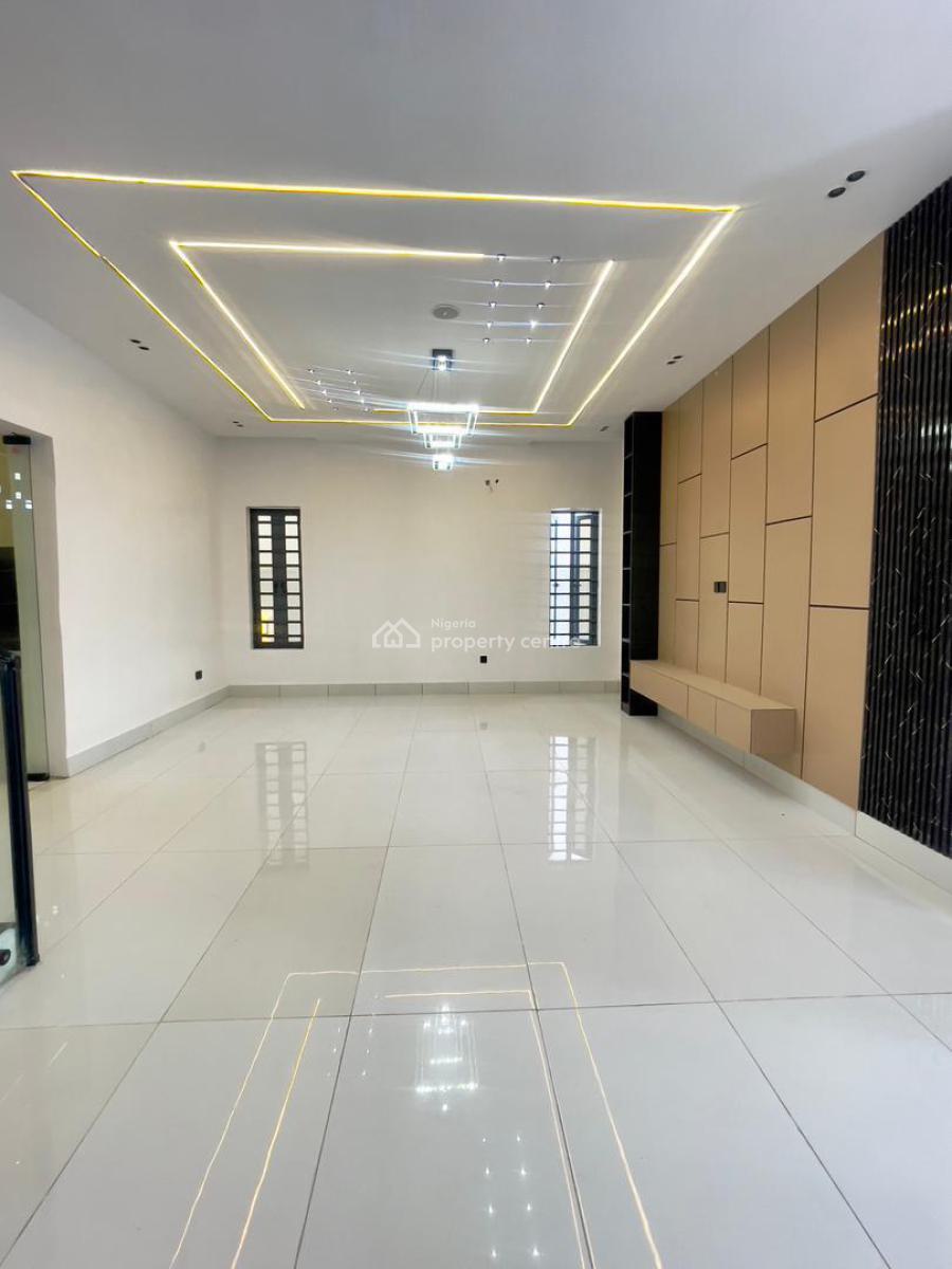 Value Centric Pretty Decent 4 Bedroom Semi-detached Duplex with Bq, Ajah, Lagos, Semi-detached Duplex for Sale