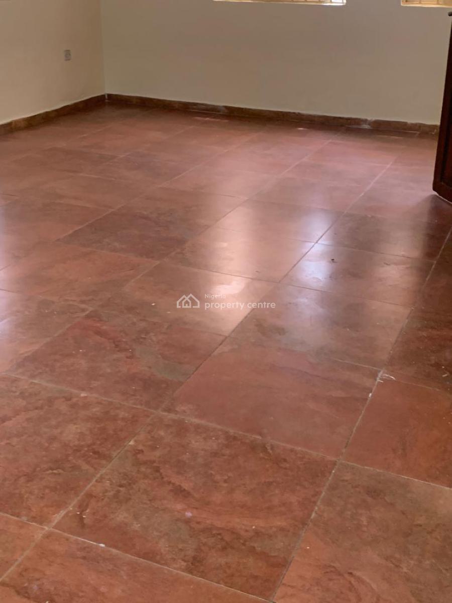 Well Maintained 3 Bedroon Flat, Gbagada Medina Estate, Gbagada, Lagos, Flat / Apartment for Sale