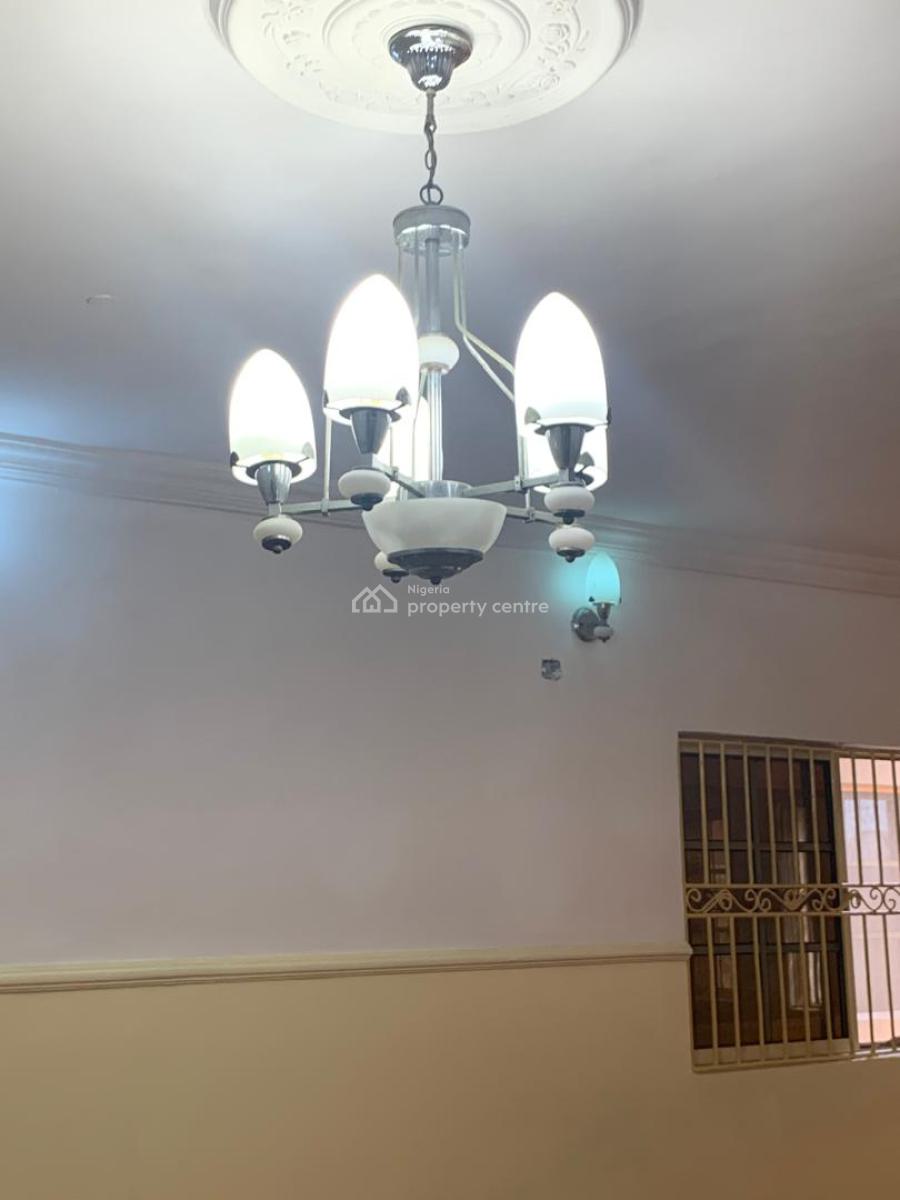 Well Maintained 3 Bedroon Flat, Gbagada Medina Estate, Gbagada, Lagos, Flat / Apartment for Sale