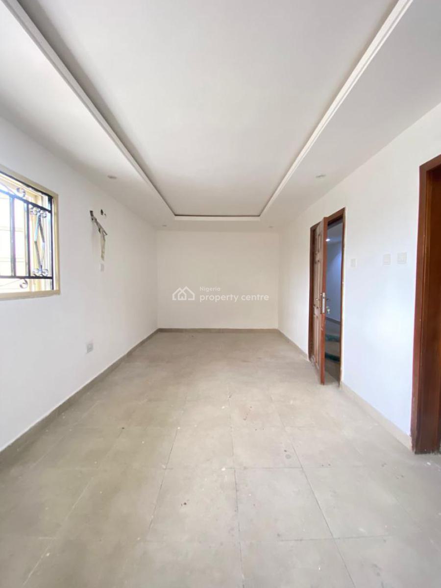 Nice 3 Bedroom Apartment, Lekki Phase 1, Lekki, Lagos, Flat / Apartment for Rent