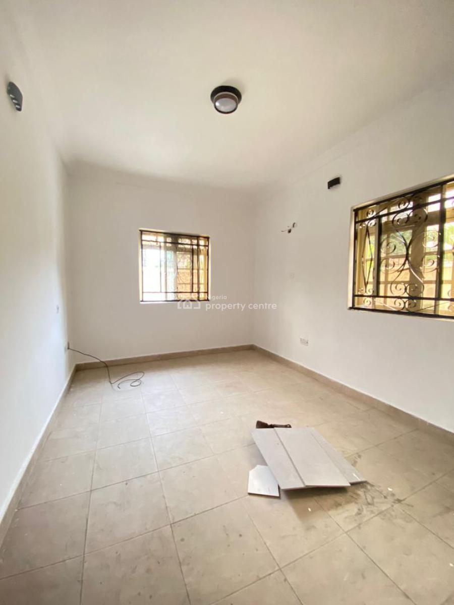 Nice 3 Bedroom Apartment, Lekki Phase 1, Lekki, Lagos, Flat / Apartment for Rent