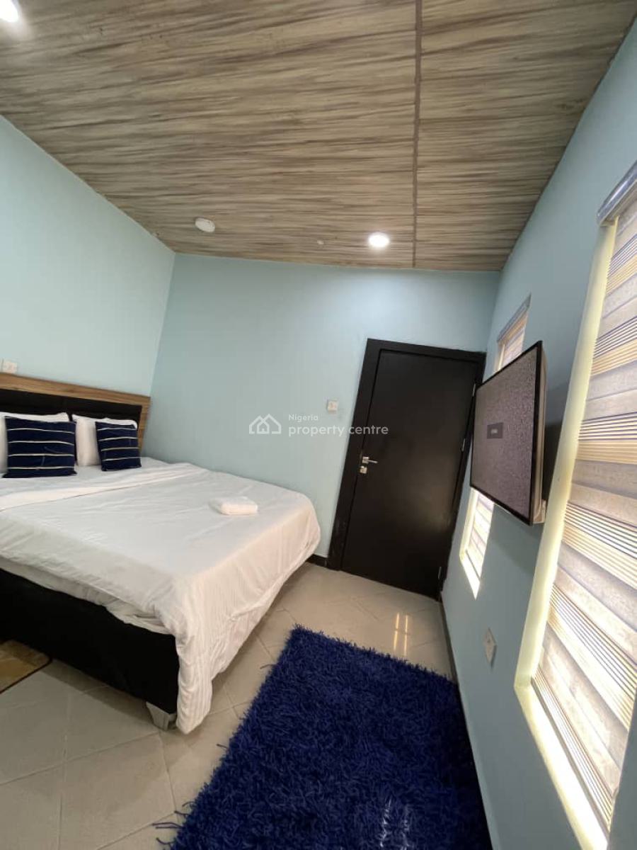 Well Furnished 2 Bedroom Apartment, Agidingbi, Ikeja, Lagos, Flat / Apartment Short Let