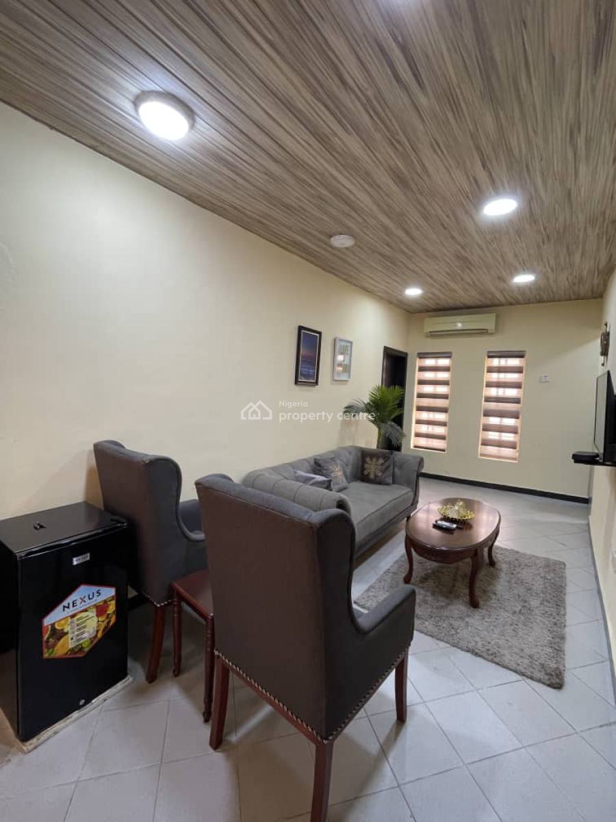 Well Furnished 2 Bedroom Apartment, Agidingbi, Ikeja, Lagos, Flat / Apartment Short Let