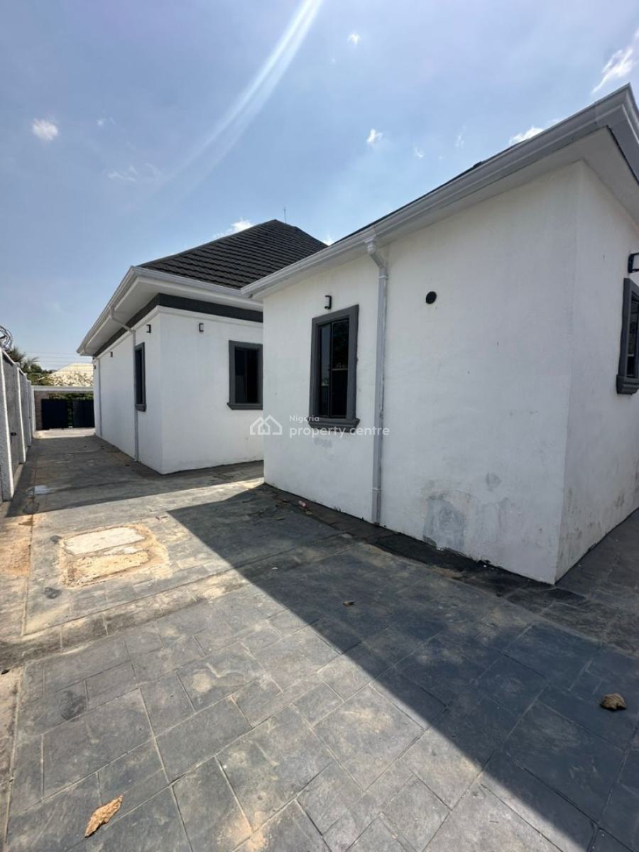 Exquisitely Finished 3 Bedroom Bungalow with 2 Rooms Bq, Lokogoma District, Abuja, Detached Bungalow for Sale