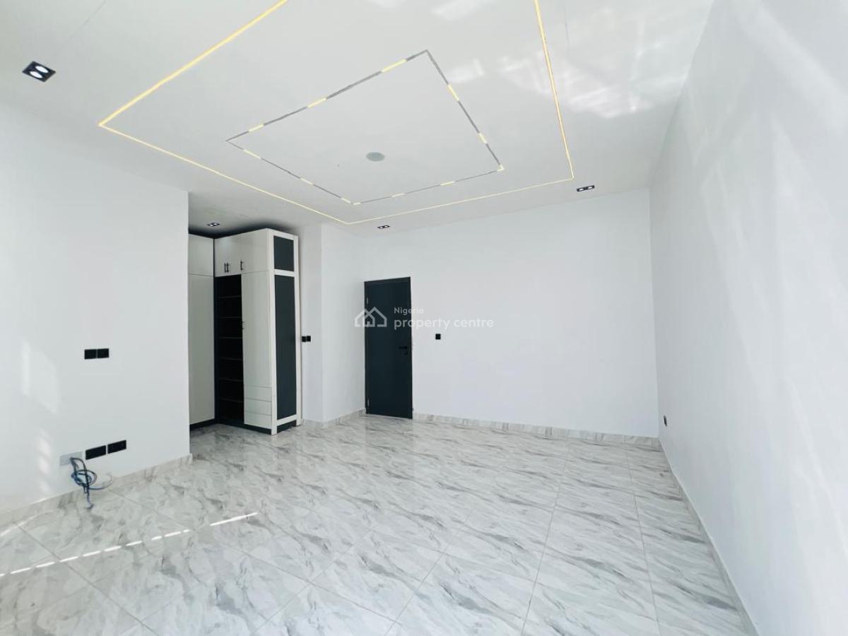 Stunning 3 Bedroom Terrace Duplex in a Serviced Estate, Ikota, Lekki, Lagos, Terraced Duplex for Sale