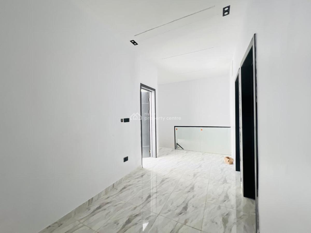 Stunning 3 Bedroom Terrace Duplex in a Serviced Estate, Ikota, Lekki, Lagos, Terraced Duplex for Sale