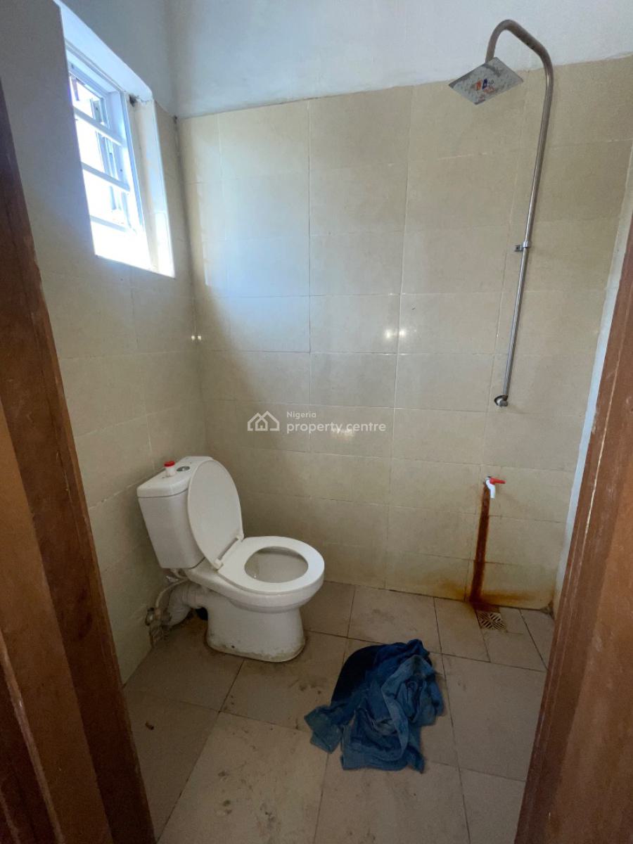 a Room Bq, Mobil Road, Ilaje, Ajah, Lagos, Self Contain (single Rooms) for Rent