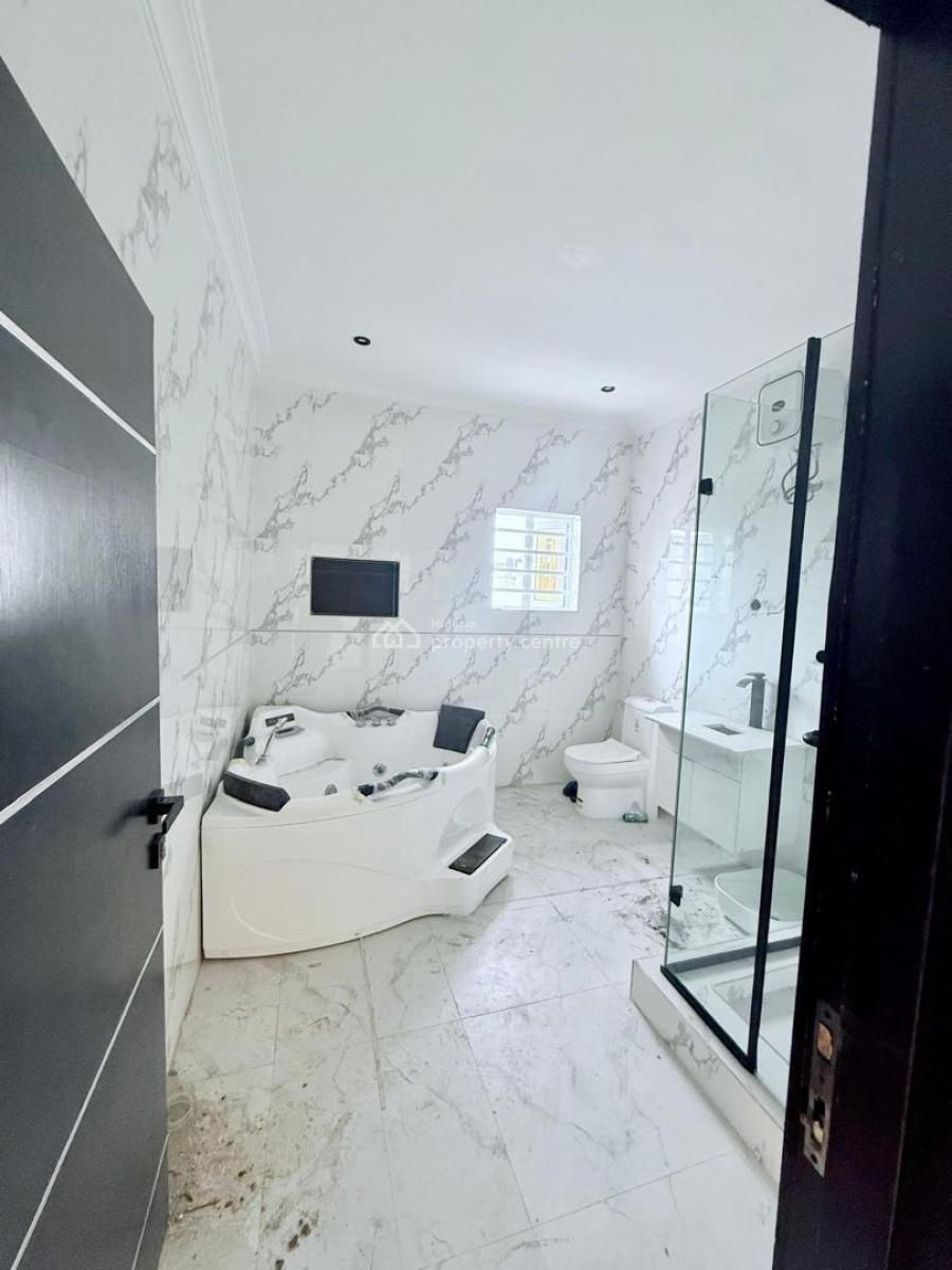 Fully Finished Very Spacious Serviced 4 Bedrooms Fully Detached Duplex, Mobil Road, Ajah, Lagos, Detached Duplex for Rent