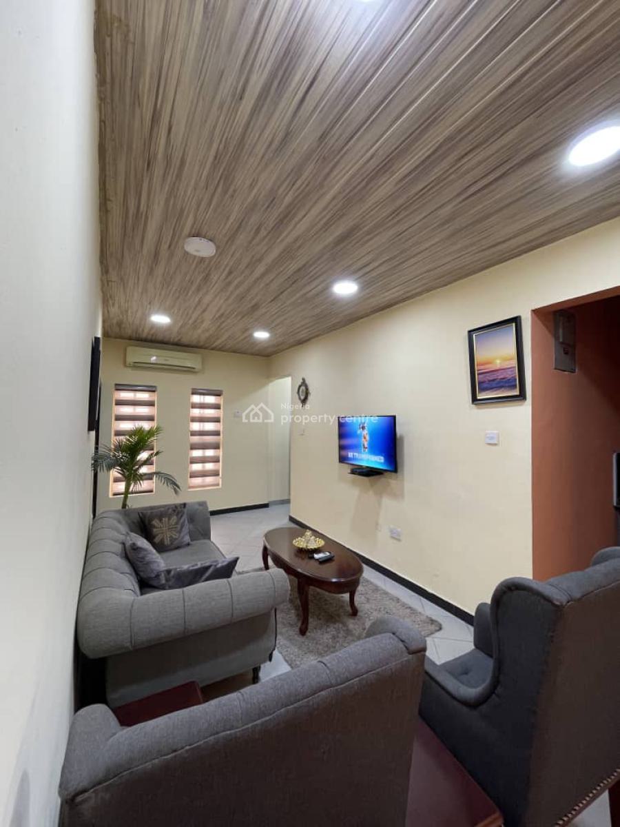Well Furnished 2 Bedroom Apartment, Agidingbi, Ikeja, Lagos, Flat / Apartment Short Let