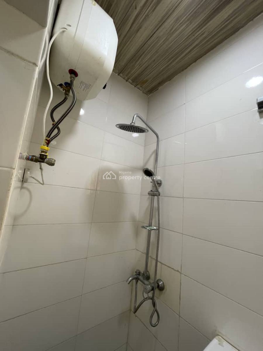 Well Furnished 2 Bedroom Apartment, Agidingbi, Ikeja, Lagos, Flat / Apartment Short Let