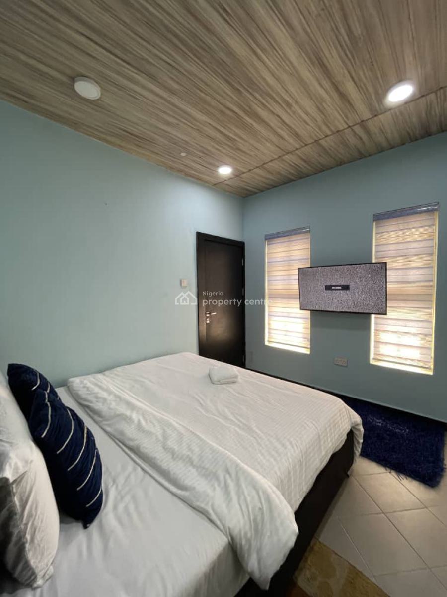 Well Furnished 2 Bedroom Apartment, Agidingbi, Ikeja, Lagos, Flat / Apartment Short Let
