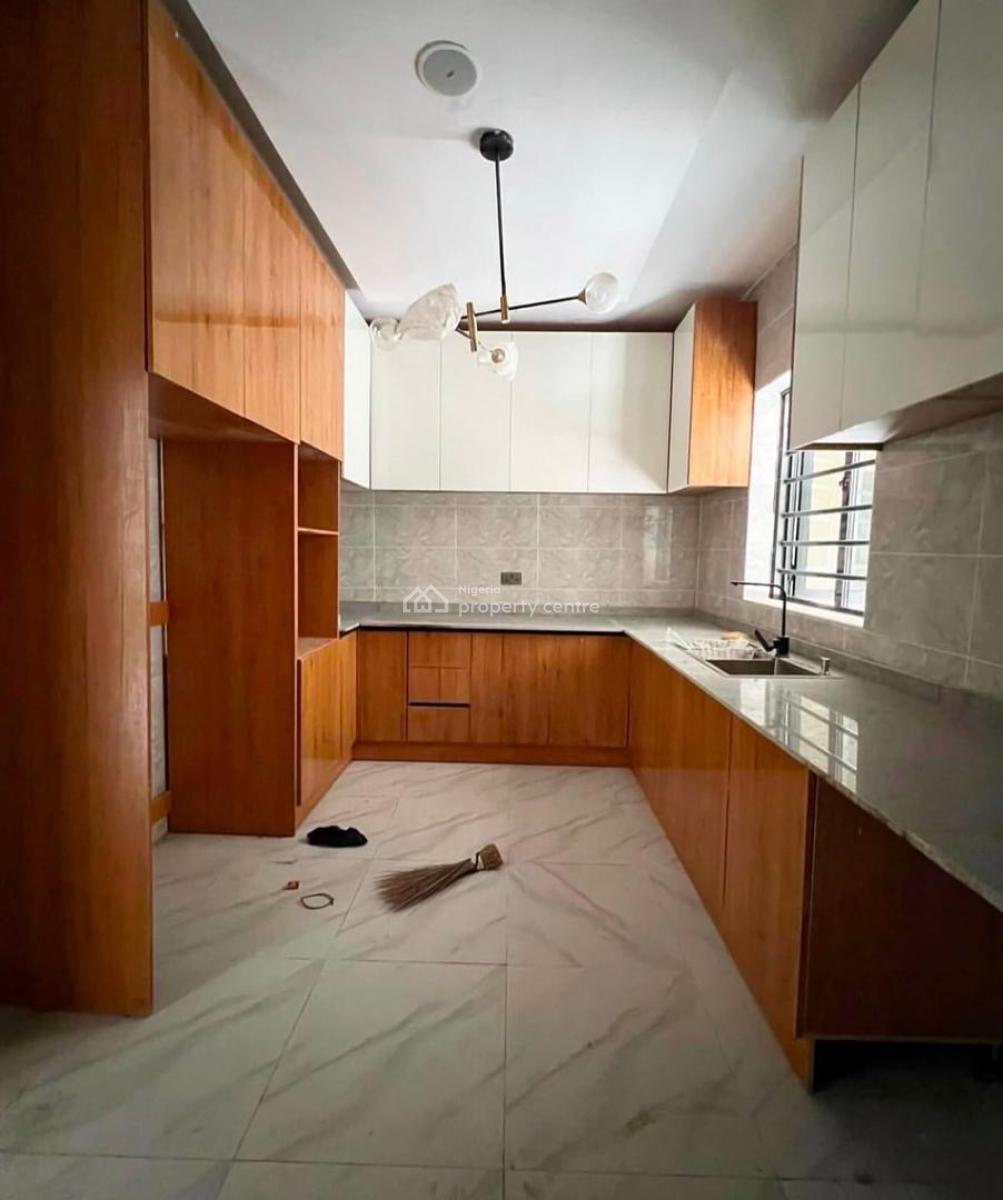 3 Bedroom Apartment with Pool, Off Freedom Way, Lekki Phase 1, Lekki, Lagos, Flat / Apartment for Sale
