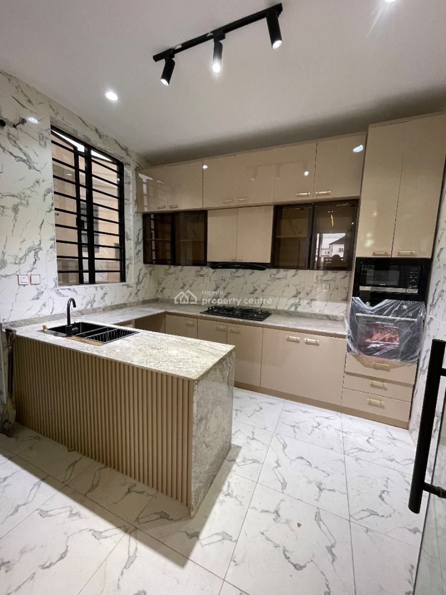 4 Bedroom Semi Detached, Ikota Gra, Ikota, Lekki, Lagos, Semi-detached Duplex for Sale