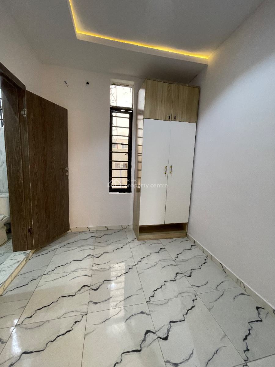 4 Bedroom Semi Detached, Ikota Gra, Ikota, Lekki, Lagos, Semi-detached Duplex for Sale