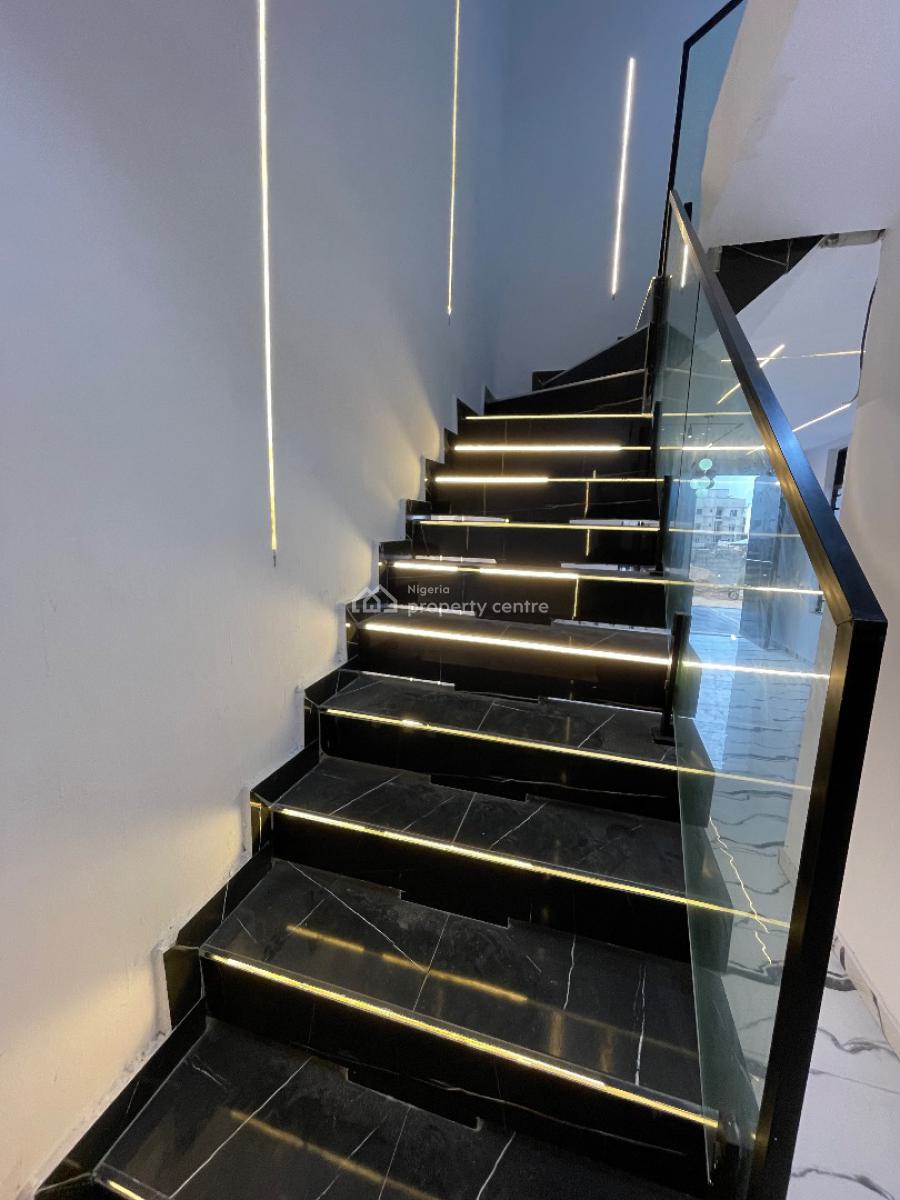 4 Bedroom Semi Detached, Ikota Gra, Ikota, Lekki, Lagos, Semi-detached Duplex for Sale