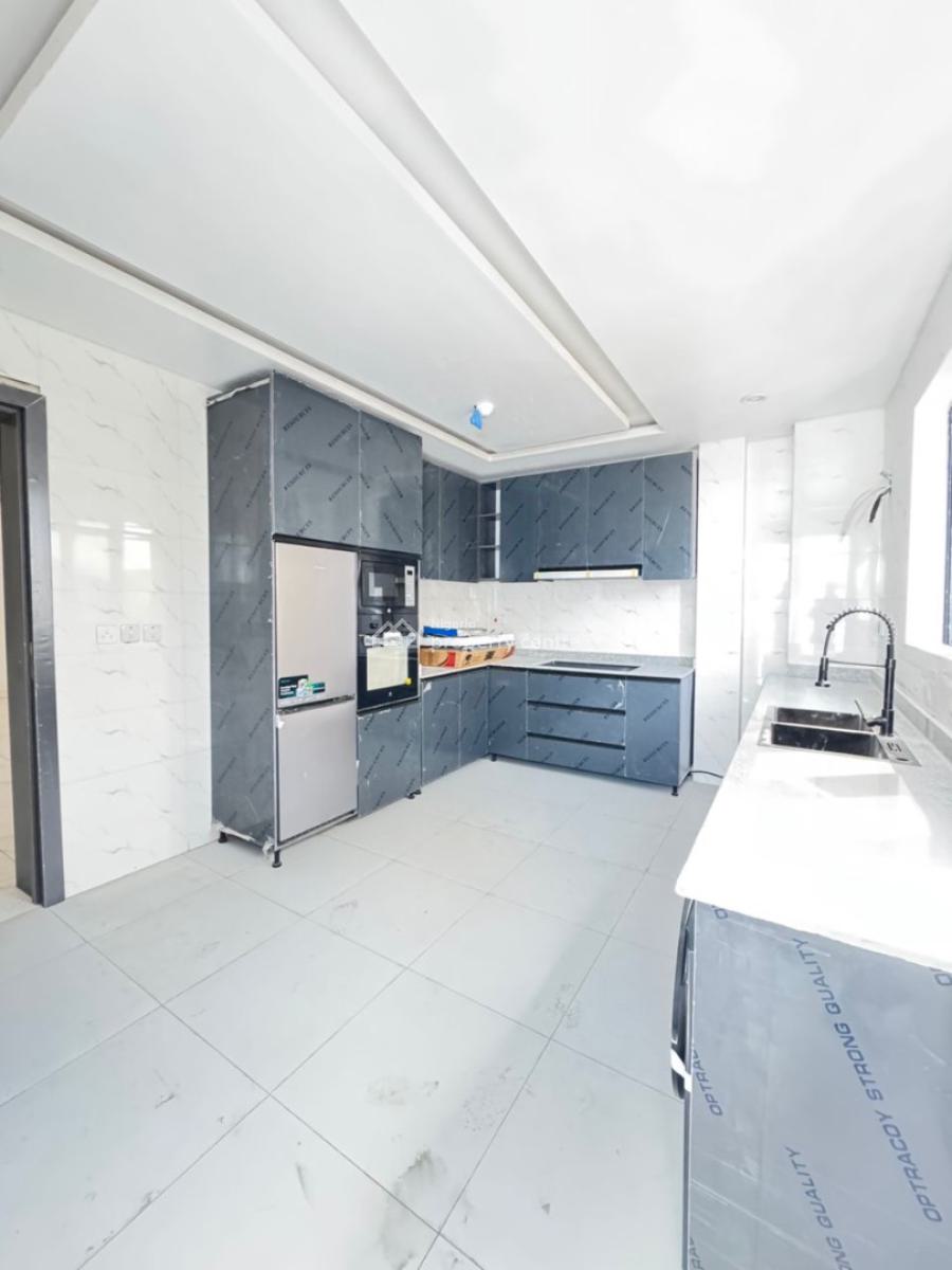 Luxury 2 Bedroom Apartment, Lekki Phase 1, Lekki, Lagos, Flat / Apartment for Sale