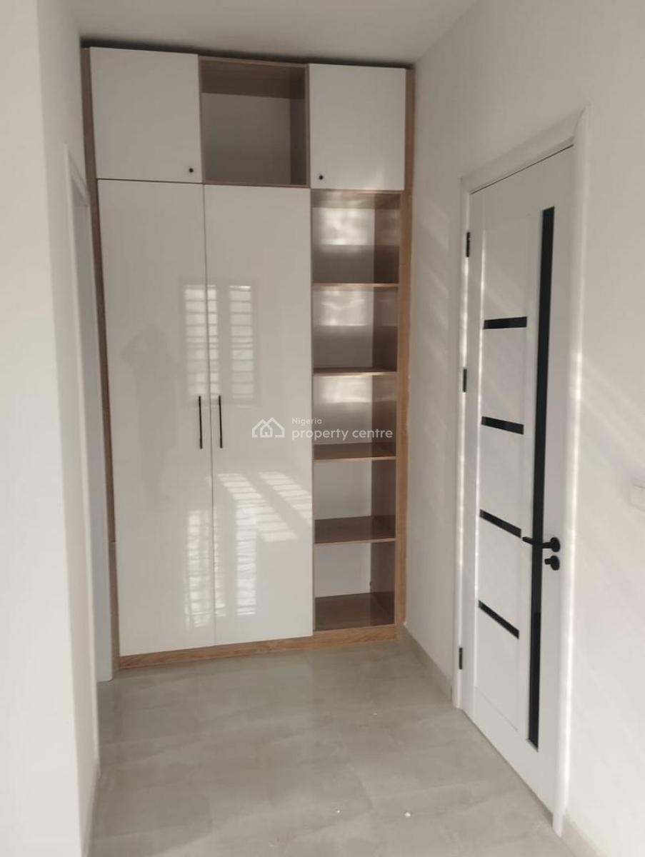 Modestly Built 4 Bedroom Terrace Duplex, Parkview, Ikoyi, Lagos, Terraced Duplex for Rent