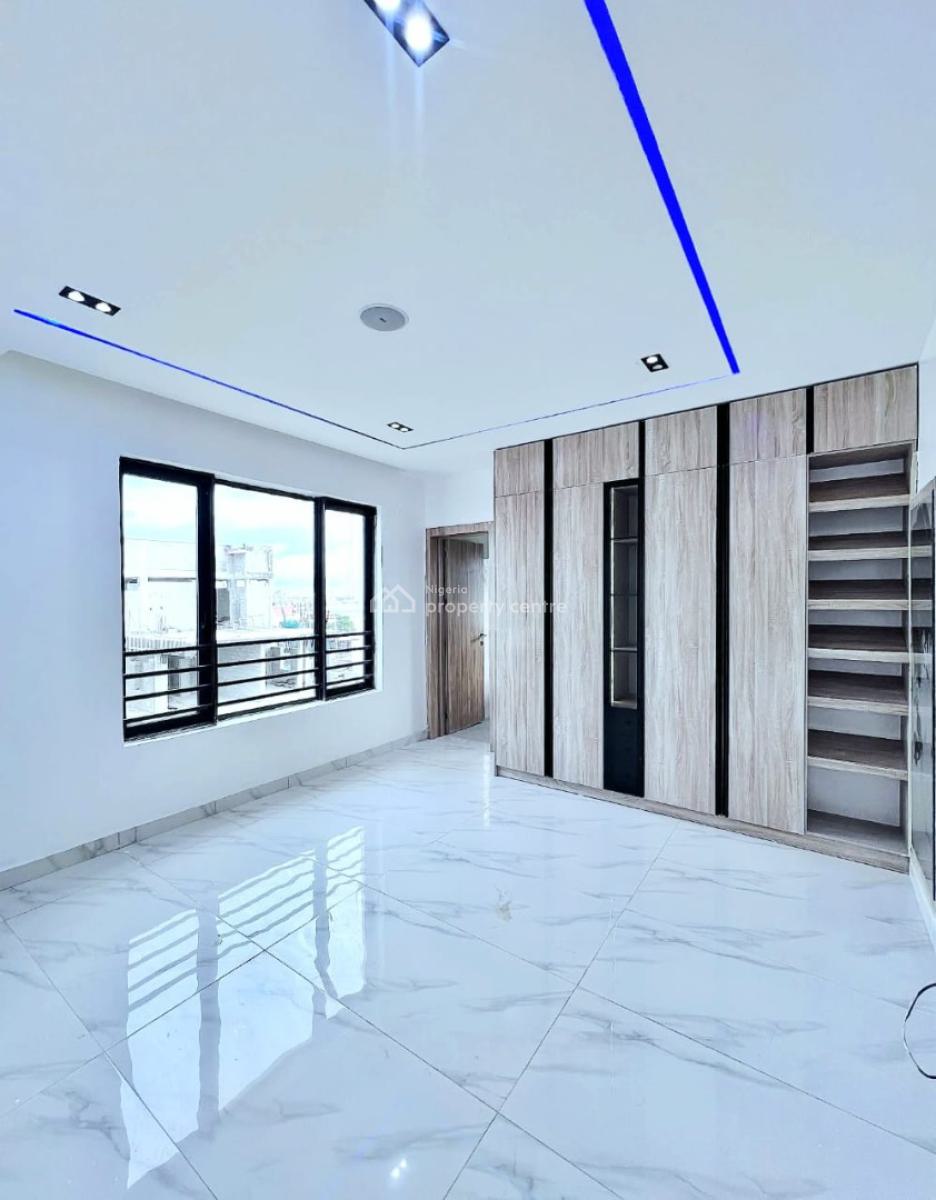 Fully Serviced 2 Bedroom Apartments with Bq, Lekki Phase 1, Lekki, Lagos, Flat / Apartment for Sale