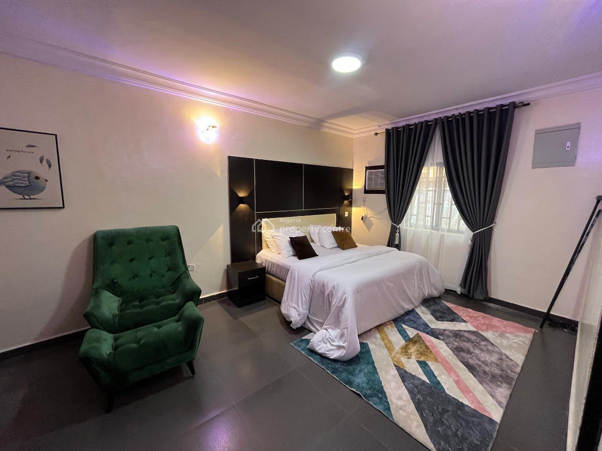 Luxury 3bedrooms Apartments with Board Games and Othergreat Amenities, Oduduwa Crescent, Ikeja Gra, Ikeja, Lagos, Flat / Apartment Short Let