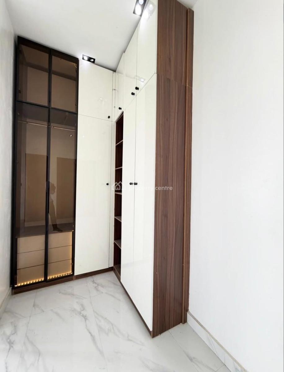 Lovely 4 Bedroom with Bq, Ikota, Lekki, Lagos, Semi-detached Duplex for Sale