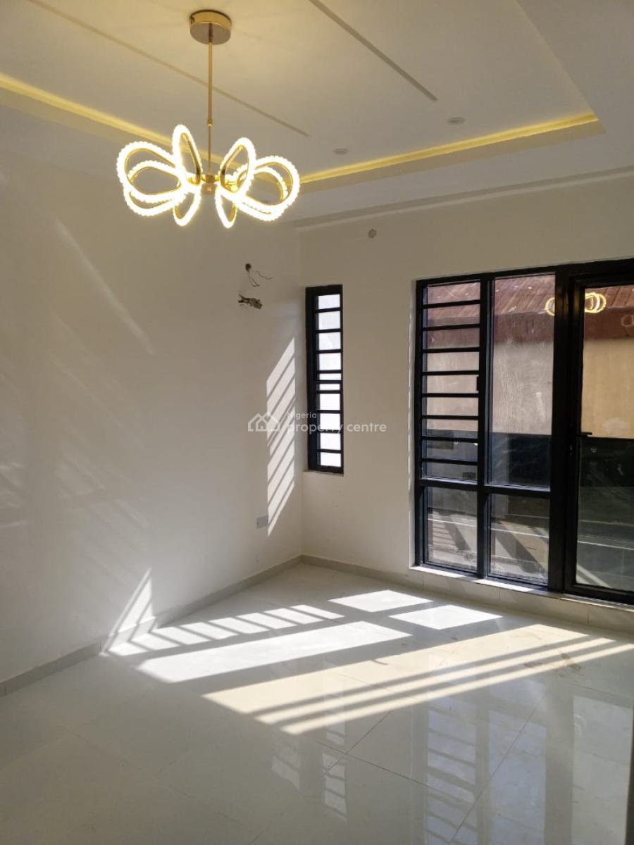 Newly Built 3 Bedrooom Terrace Duplex with Bq, Shasha, Orisunbare, Alimosho, Lagos, Terraced Duplex for Sale