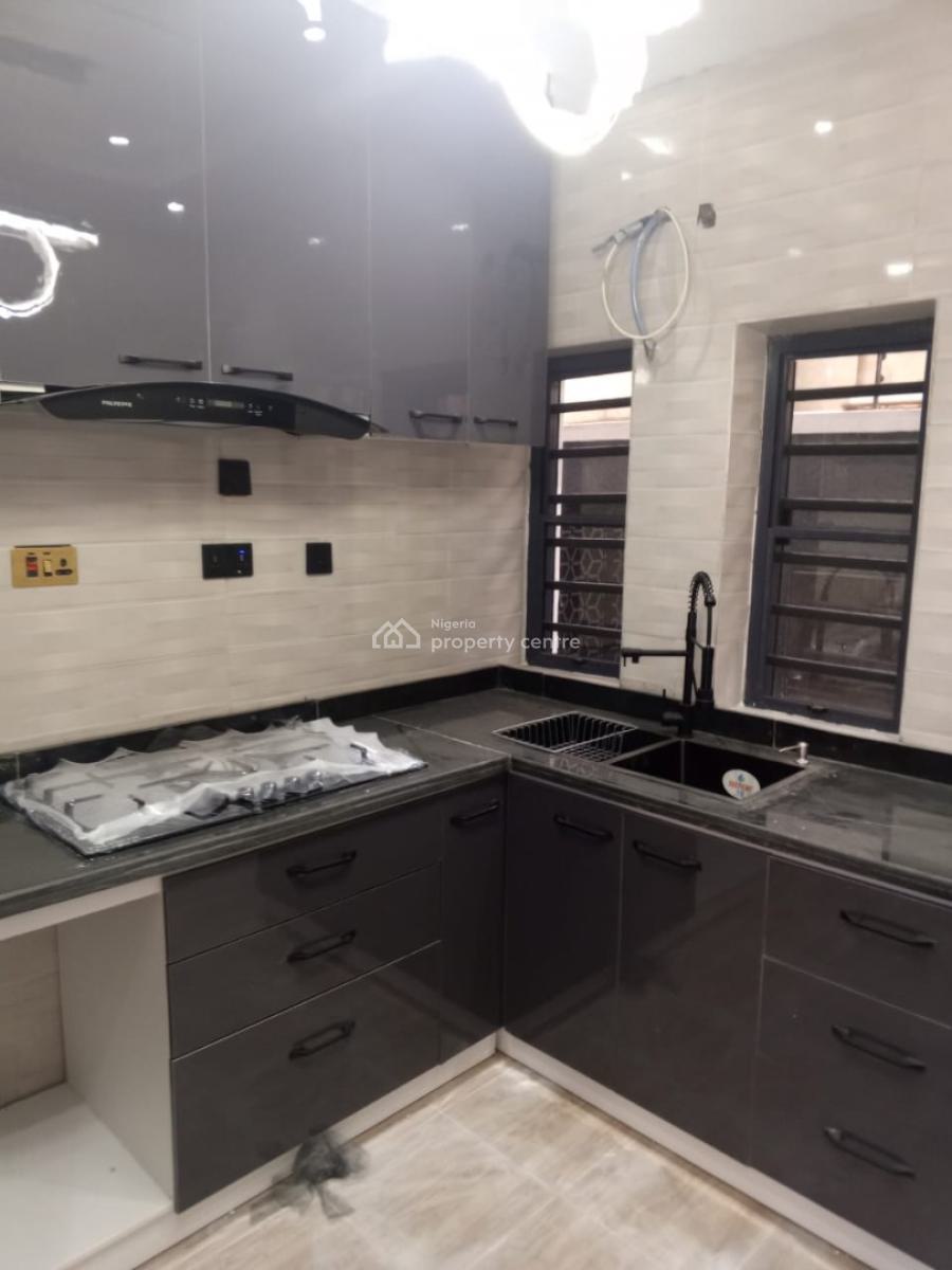 Newly Built 3 Bedrooom Terrace Duplex with Bq, Shasha, Orisunbare, Alimosho, Lagos, Terraced Duplex for Sale