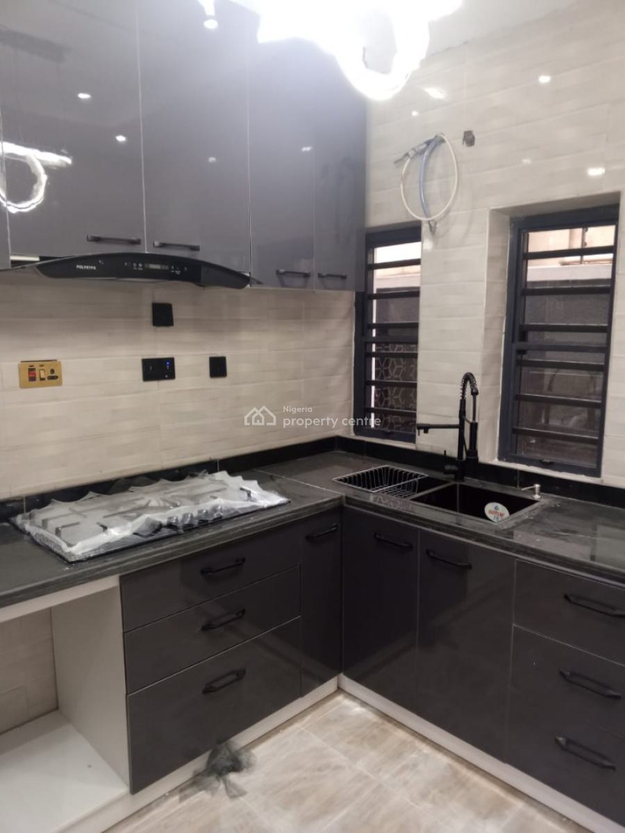 Newly Built 3 Bedrooom Terrace Duplex with Bq, Shasha, Orisunbare, Alimosho, Lagos, Terraced Duplex for Sale