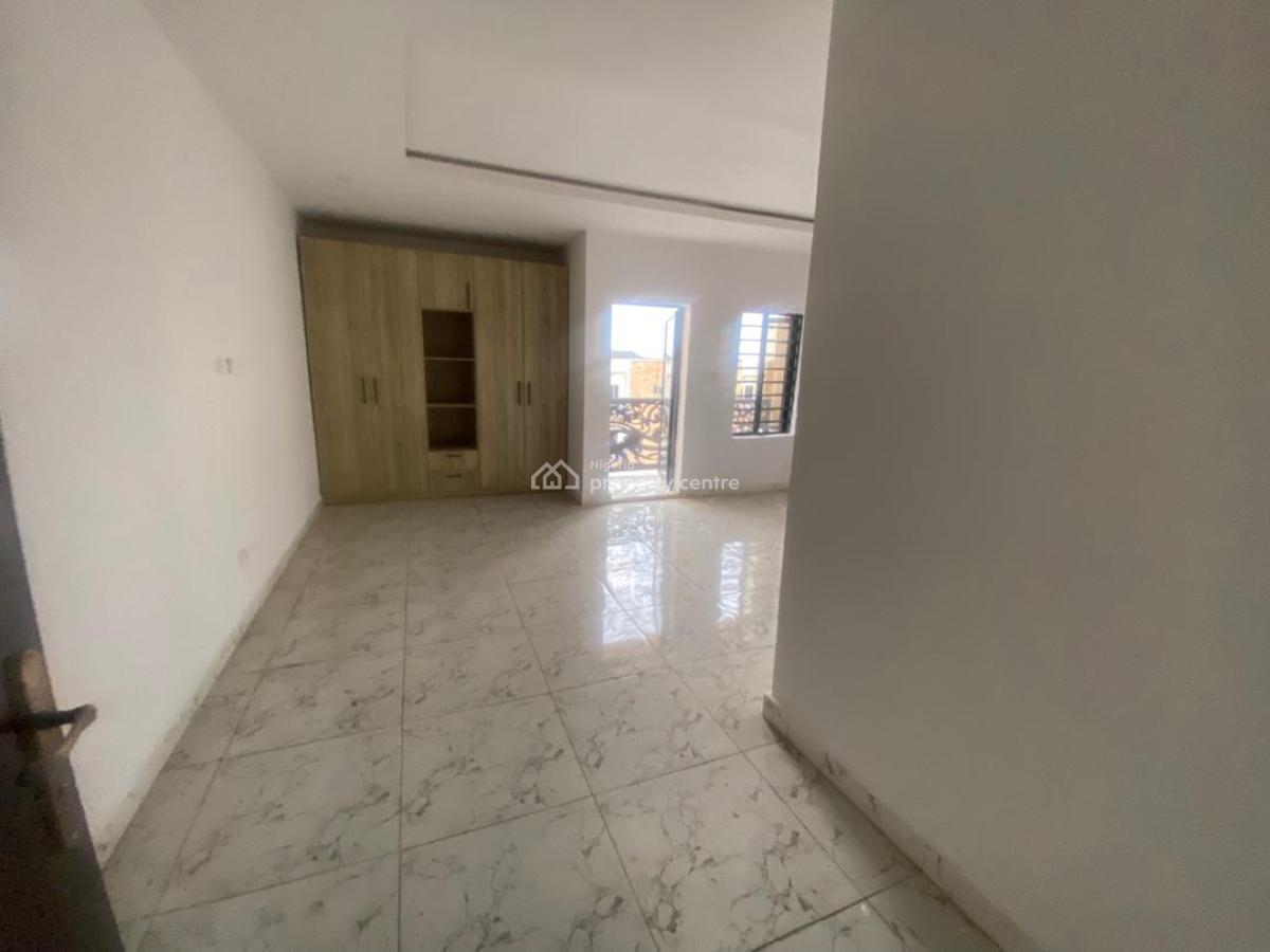 Prime Investment Property in Ikeja, Ikeja, Lagos, Flat / Apartment for Sale