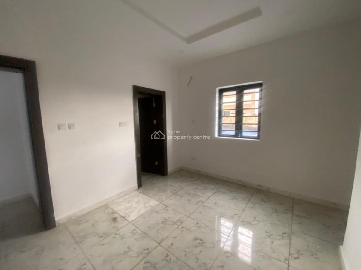 Prime Investment Property in Ikeja, Ikeja, Lagos, Flat / Apartment for Sale