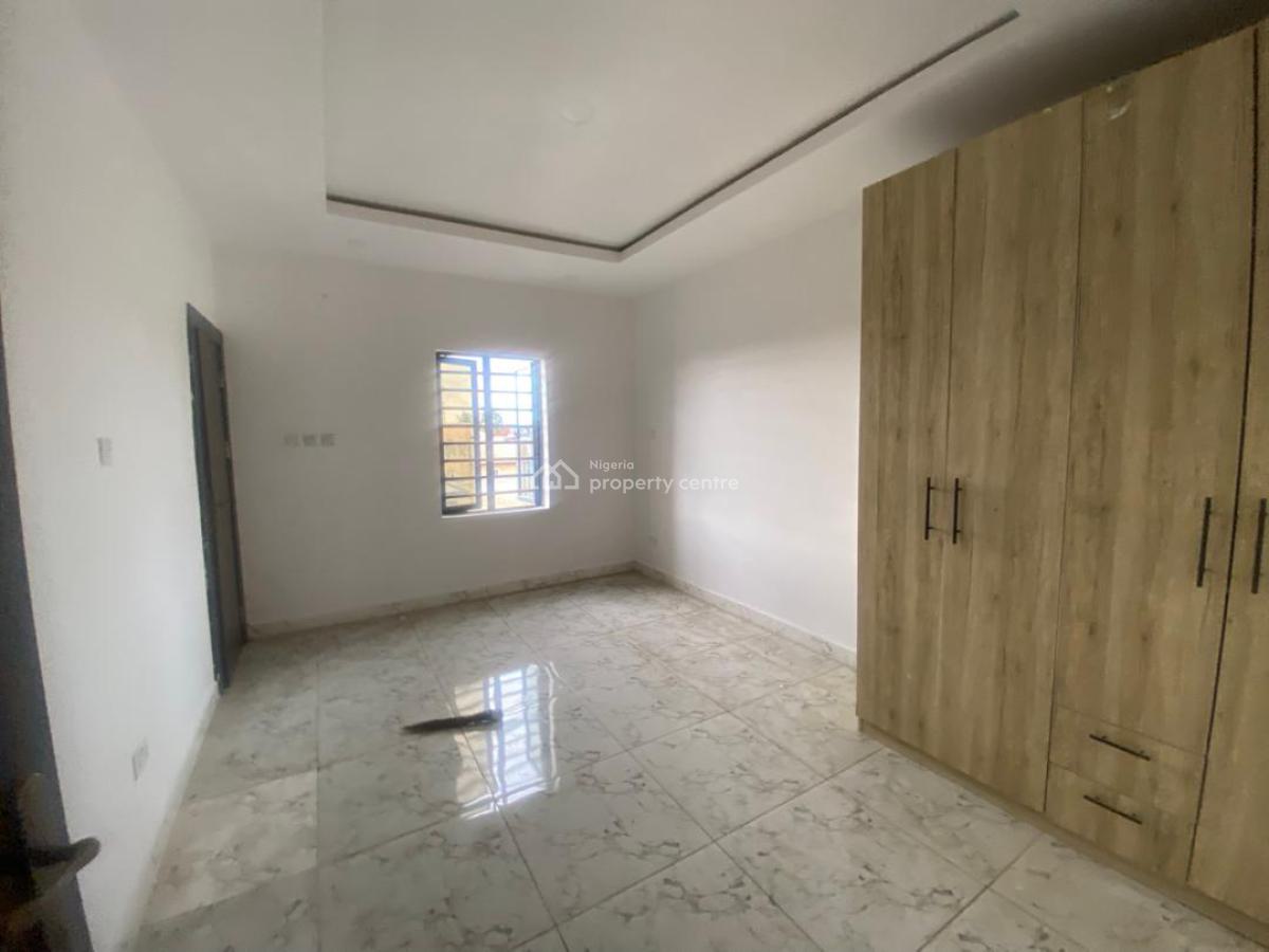 Prime Investment Property in Ikeja, Ikeja, Lagos, Flat / Apartment for Sale