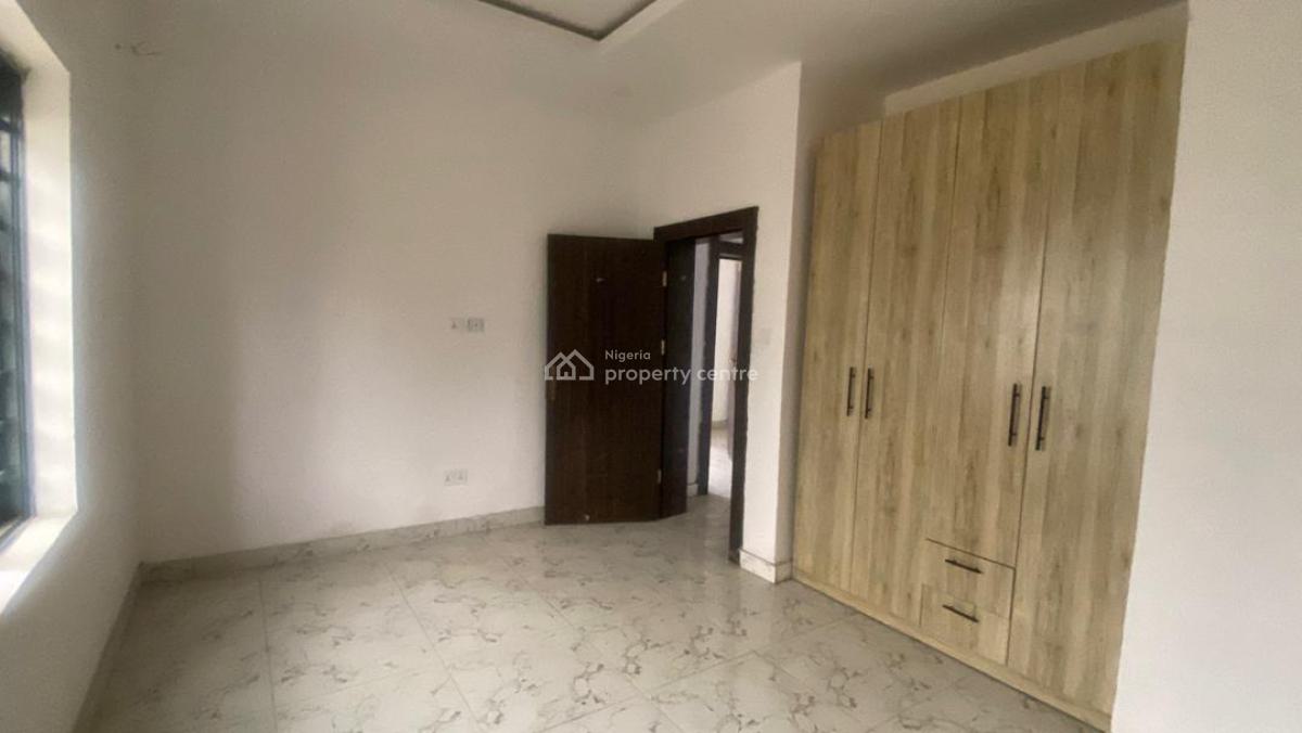 Prime Investment Property in Ikeja, Ikeja, Lagos, Flat / Apartment for Sale