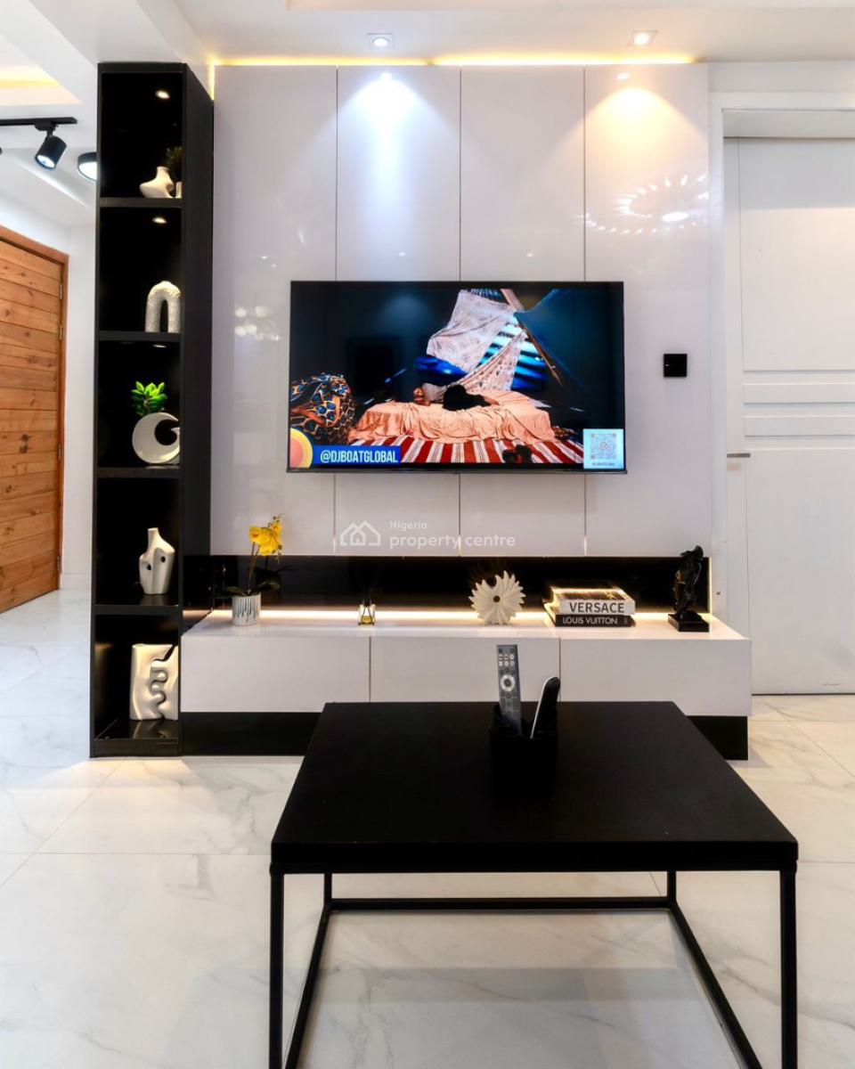 Luxury One Bedroom Flat, Lekki Phase 1, Lekki, Lagos, Flat / Apartment Short Let