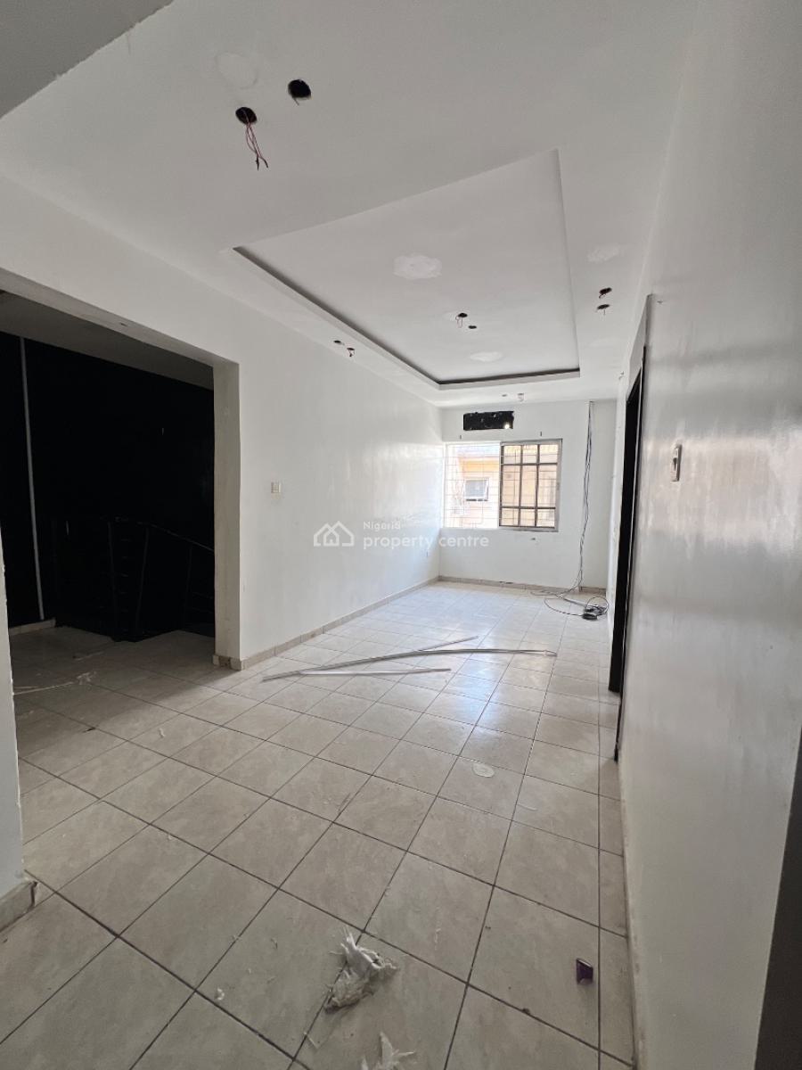 Spacious 4 Bedroom Duplex with Bq, Lekki Phase 1, Lekki, Lagos, House for Rent