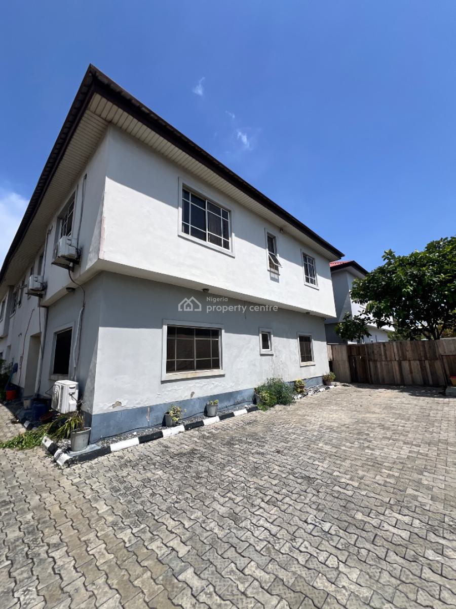 Spacious 4 Bedroom Duplex with Bq, Lekki Phase 1, Lekki, Lagos, House for Rent
