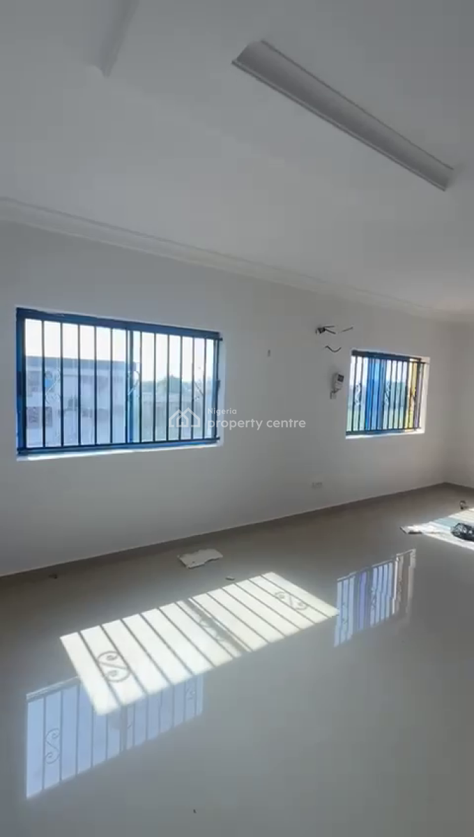 Massive 3 Bedroom Flat, Gbagada, Lagos, Flat / Apartment for Rent