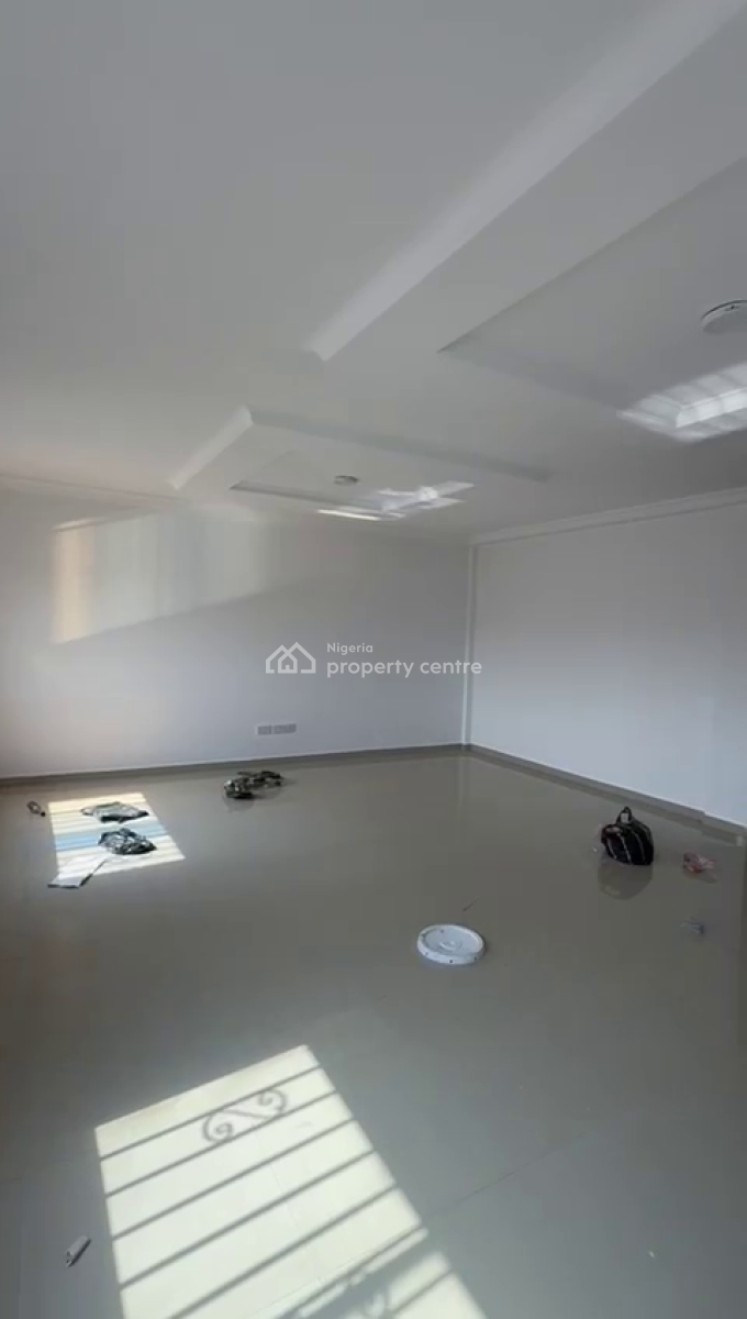 Massive 3 Bedroom Flat, Gbagada, Lagos, Flat / Apartment for Rent