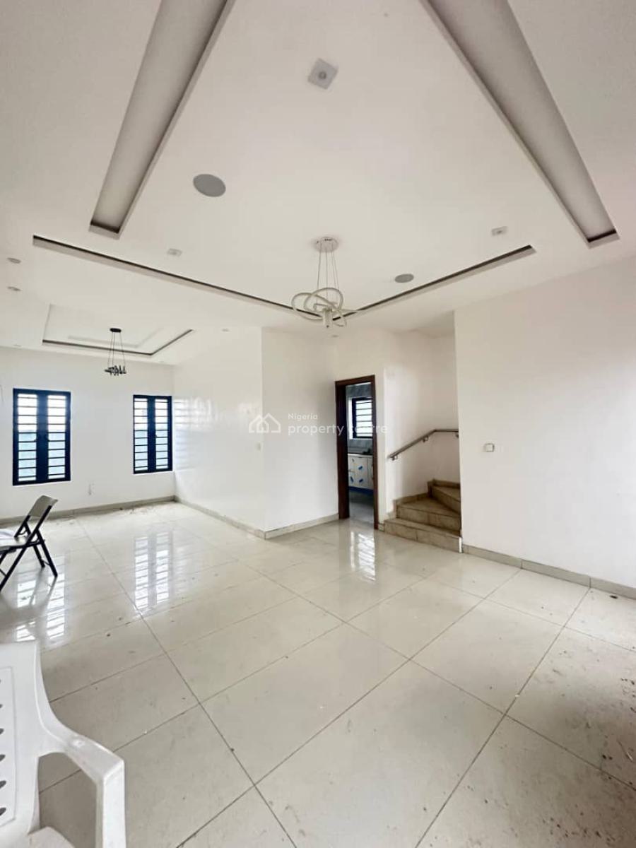 Beautiful 5 Bedroom Fully Detached Duplex with Bq, Ogudu, Lagos, Detached Duplex for Sale