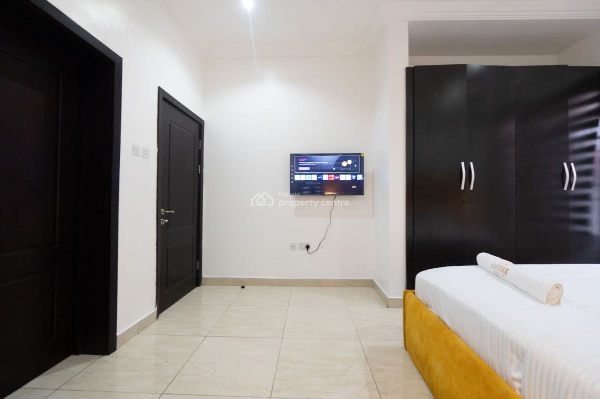 Sophisticated 3 Bedroom Apartment, Lekki Phase 1, Lekki, Lagos, Flat / Apartment Short Let