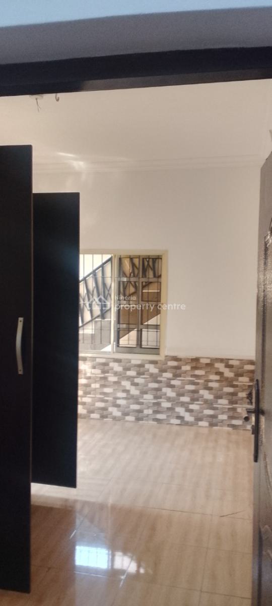 a Spacious Room and Parlor, Bakare Estate/bera Estate, Lekki, Lagos, Mini Flat (room and Parlour) for Rent
