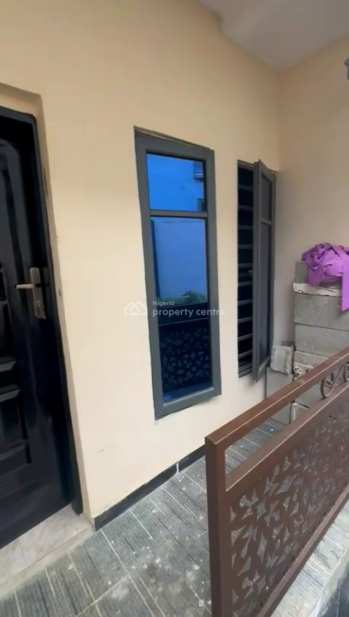 3 Bedroom Flat, Yaba, Lagos, Flat / Apartment for Rent