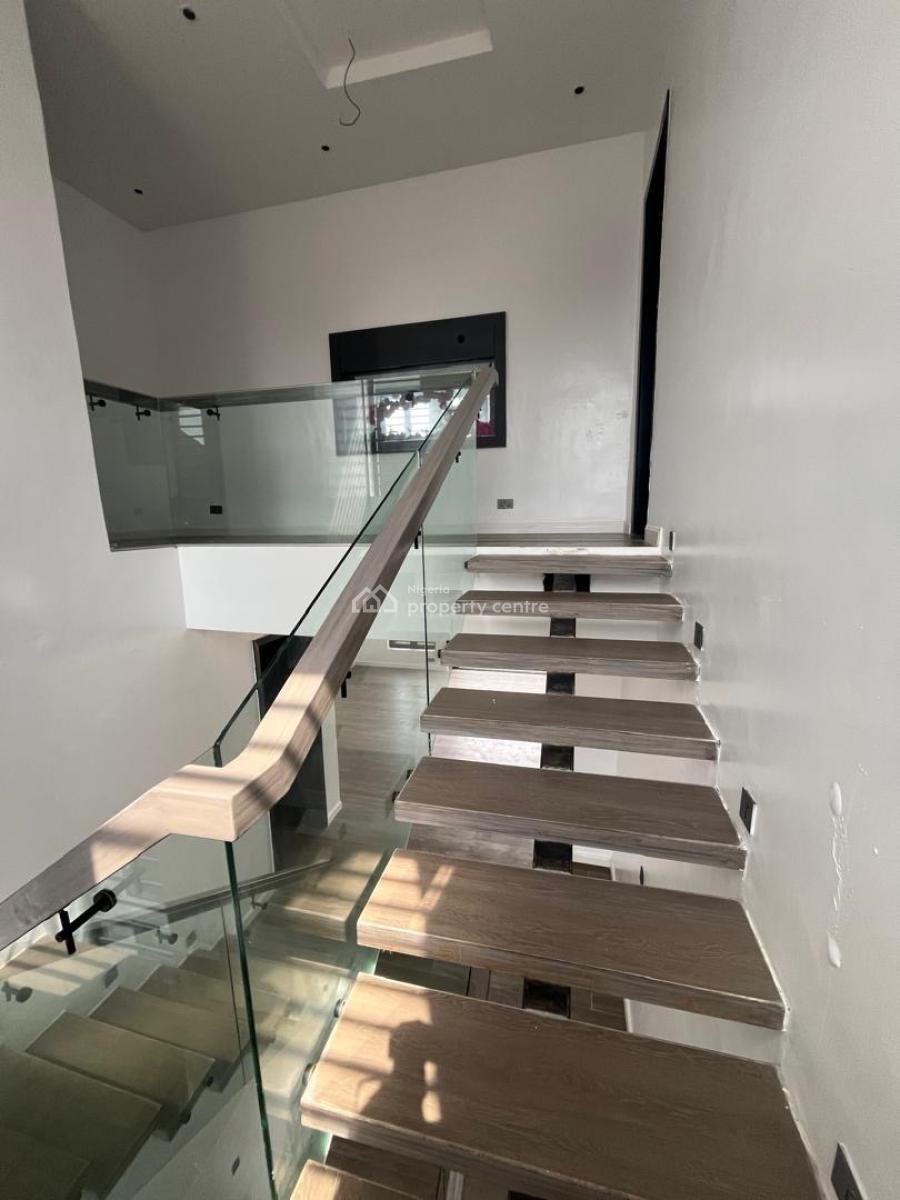 Spaciously Designed 6 Bedroom Fully Detached Duplex with Bq, Ikeja Gra, Ikeja, Lagos, Detached Duplex for Sale