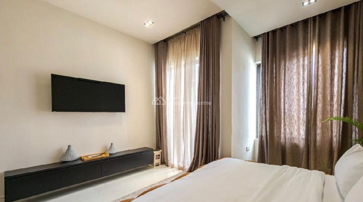 3-bedroom Luxury Waterfront Apartment with Cinema, Lekki Phase 1, Lekki, Lagos, Flat / Apartment Short Let