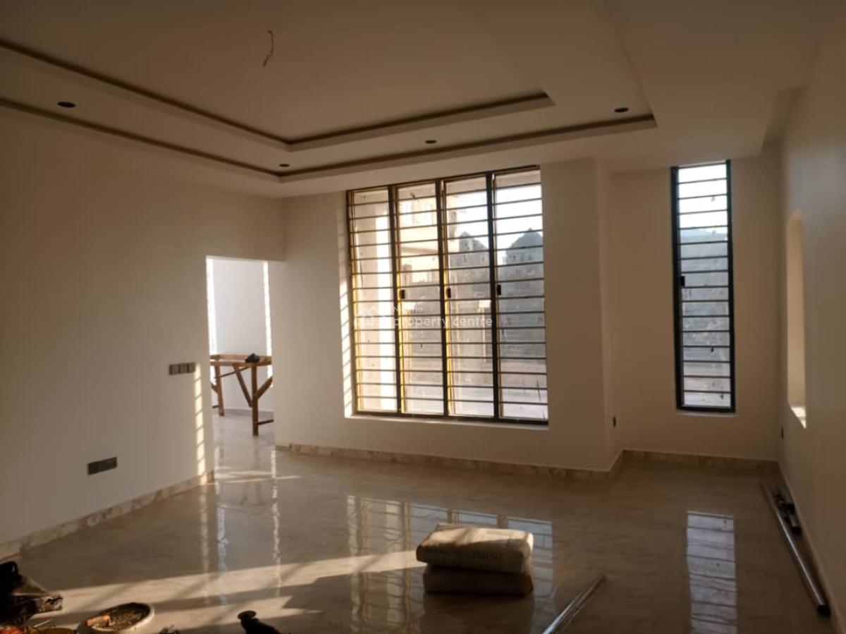 Executive and Luxury 3 Bedroom All En-suite, Olaleye Estate, Iponri, Surulere, Lagos, Flat / Apartment for Rent