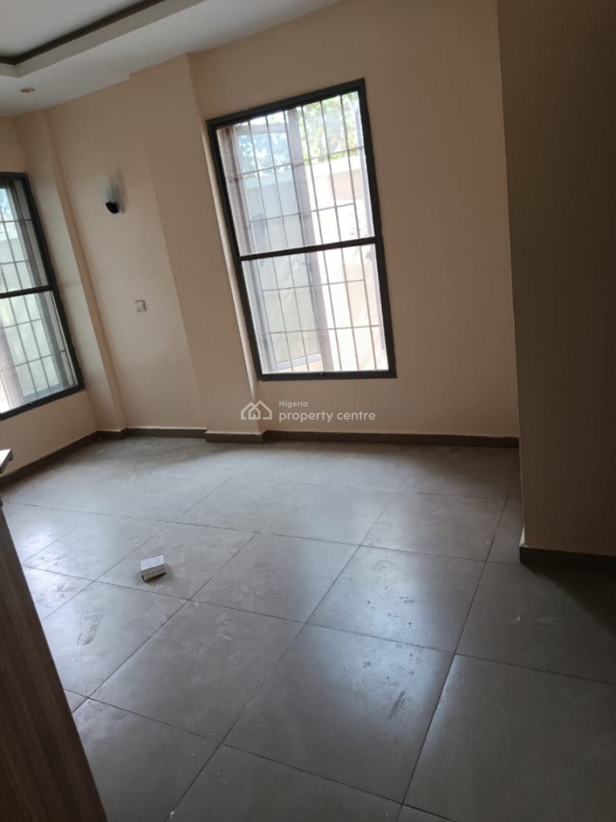 Executive and Luxury 3 Bedroom All En-suite, Olaleye Estate, Iponri, Surulere, Lagos, Flat / Apartment for Rent