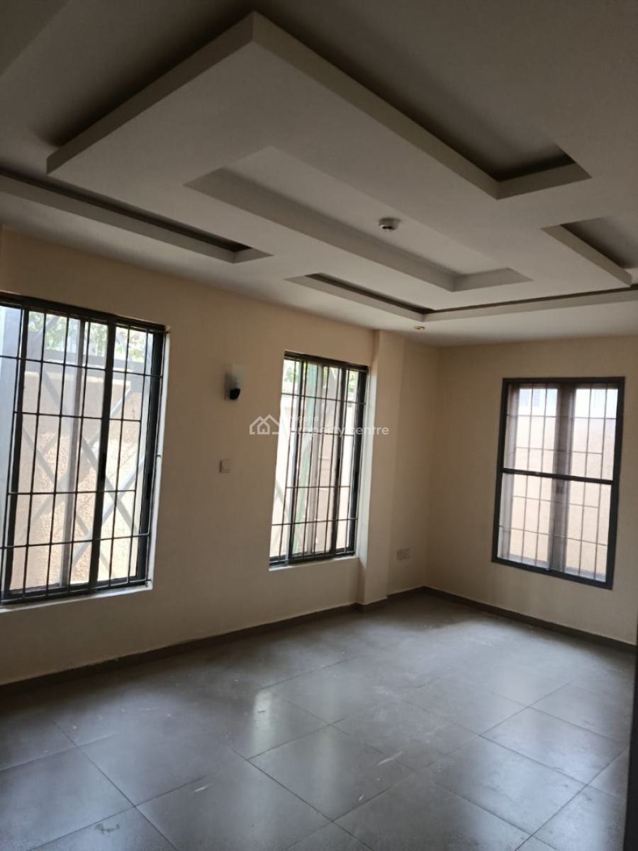 Executive and Luxury 3 Bedroom All En-suite, Olaleye Estate, Iponri, Surulere, Lagos, Flat / Apartment for Rent
