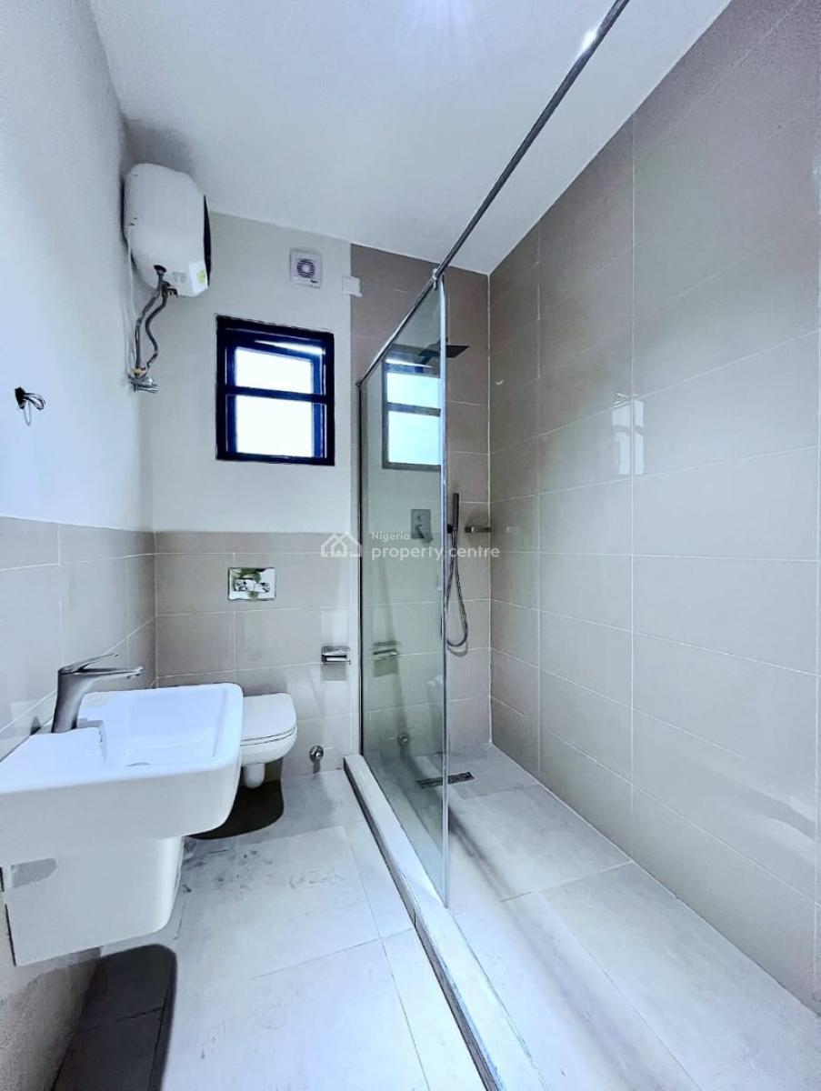 Newly Built 3 Bedroom Apartment, Lekki Phase 1, Lekki, Lagos, Flat / Apartment for Sale