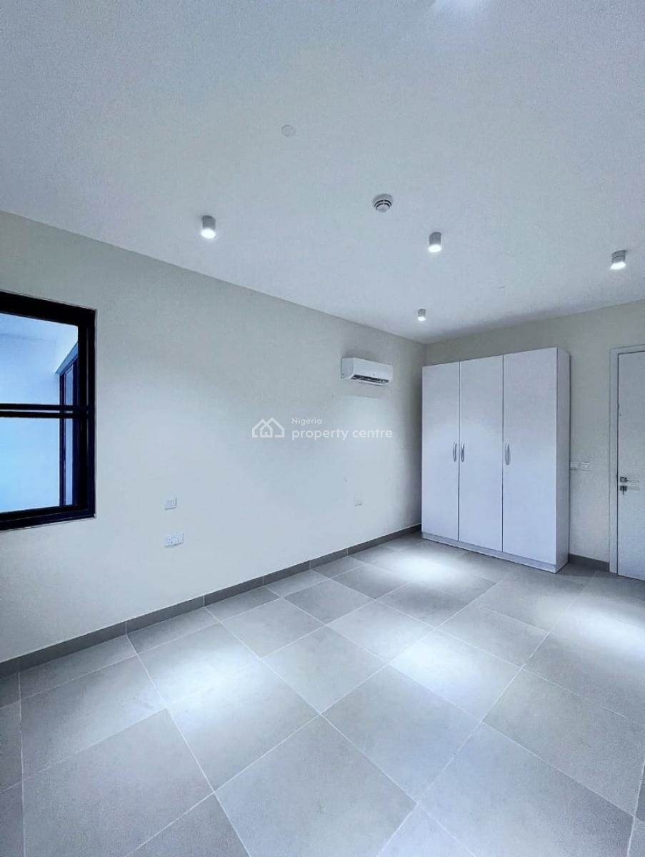 Newly Built 3 Bedroom Apartment, Lekki Phase 1, Lekki, Lagos, Flat / Apartment for Sale
